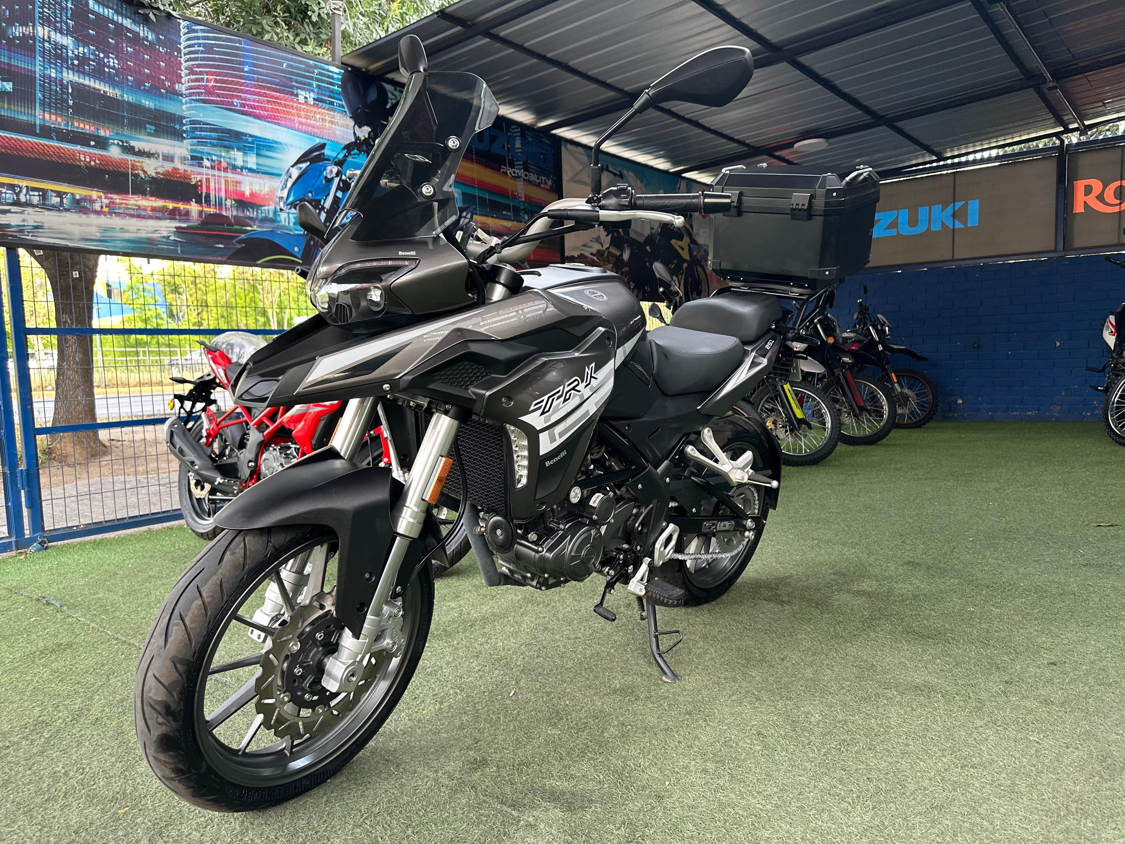 BENELLI TRK251 2023 2