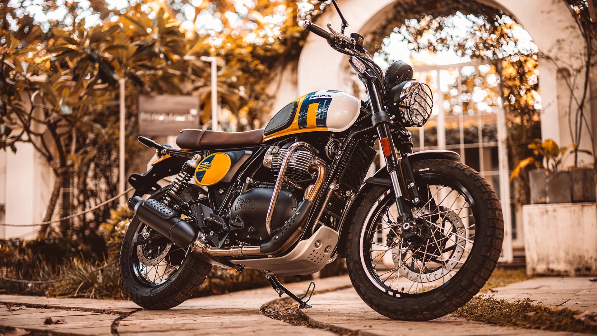 ROYAL ENFIELD BEAR 650 11