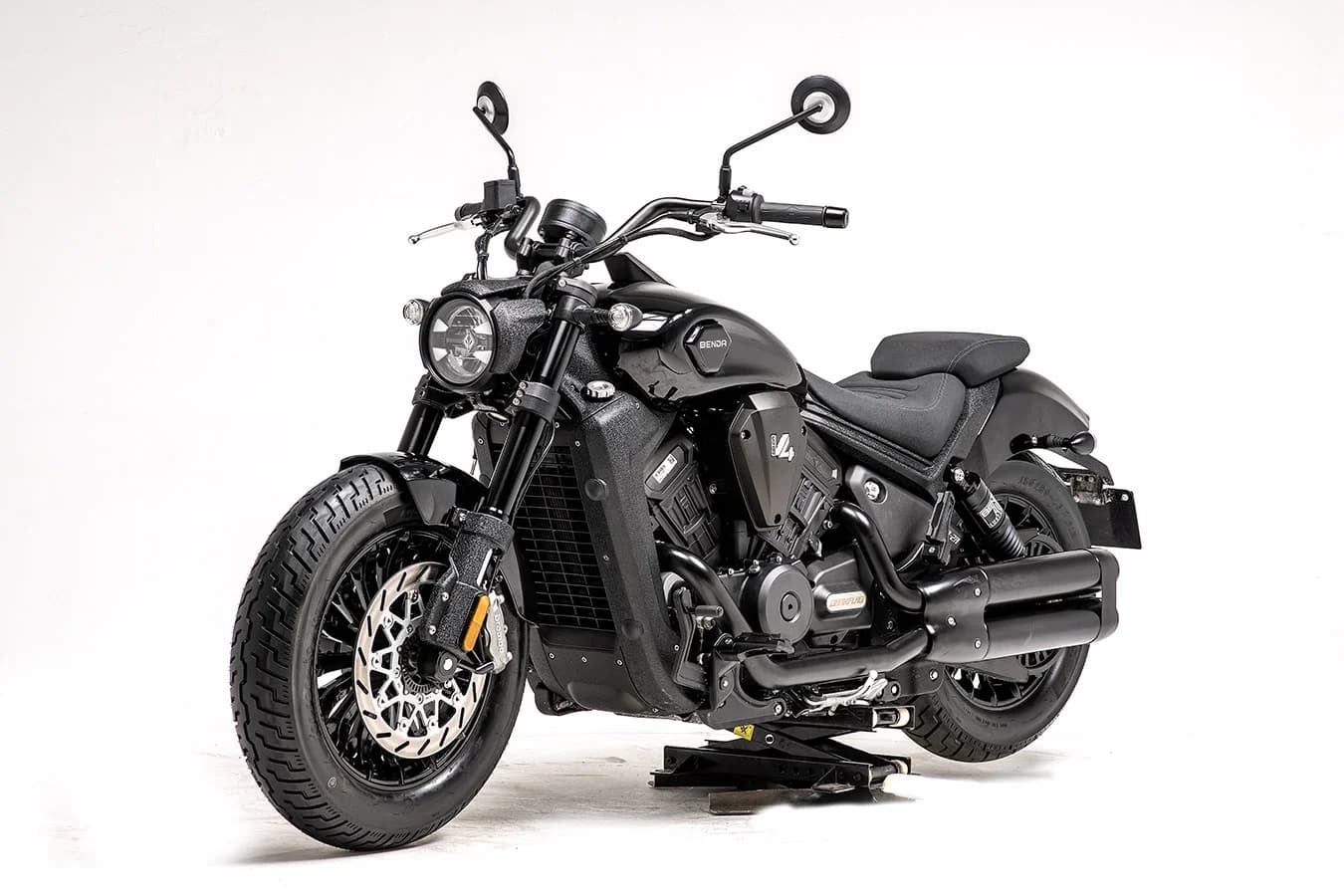 BENDA DARK FLAG 500 4