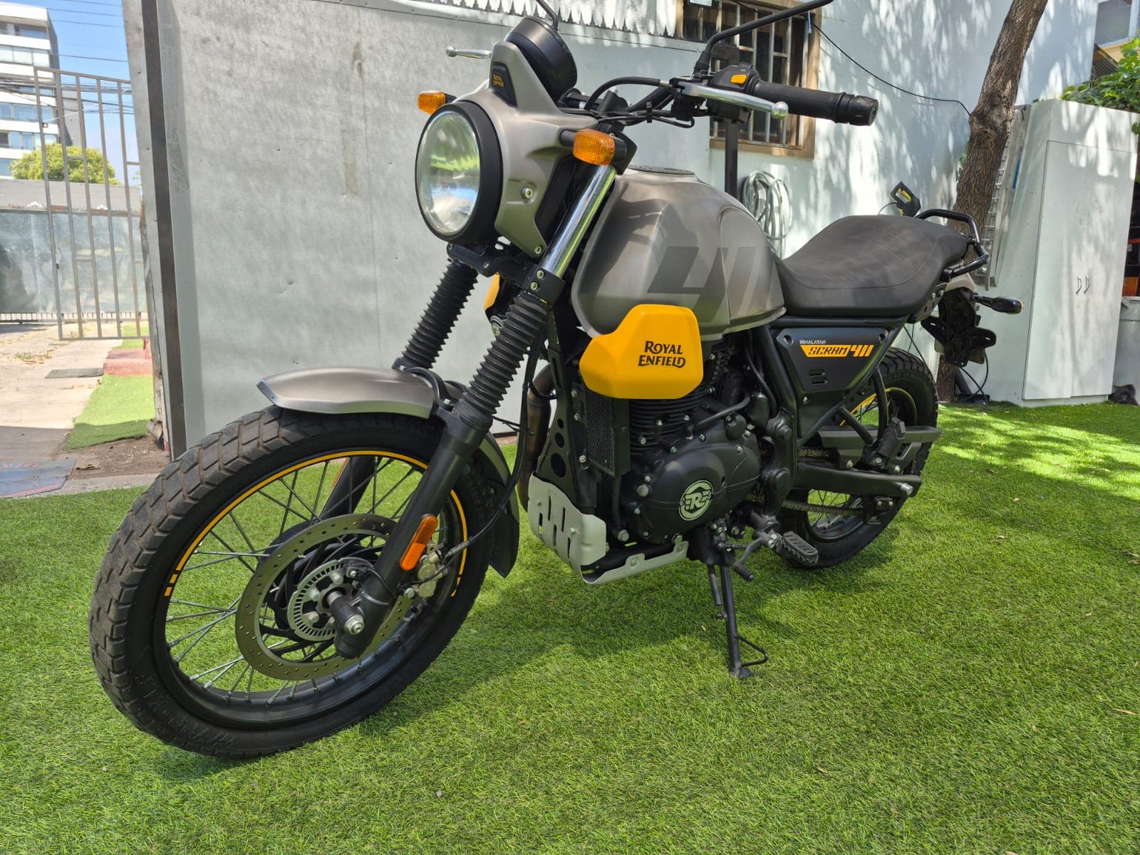 ROYAL ENFIELD SCRAM 411 2024 7