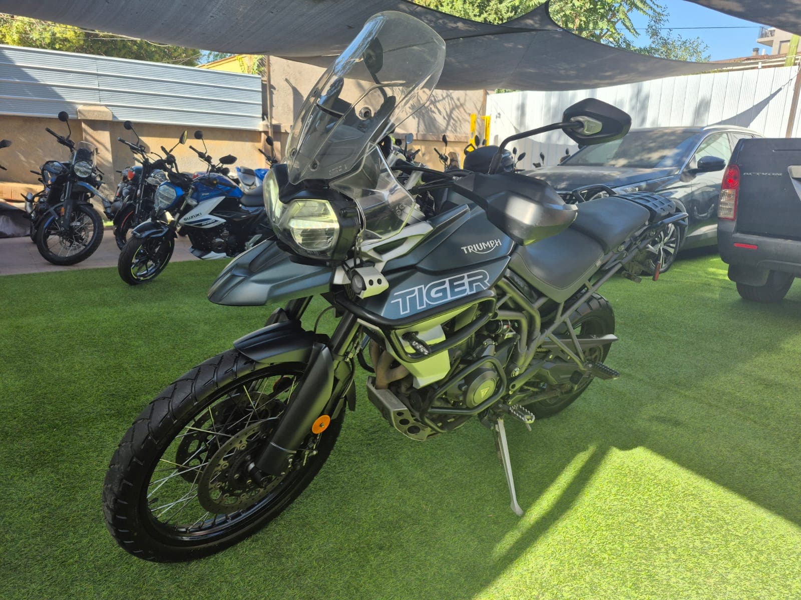 TRIUMPH TIGER 800 XCA 2019 6