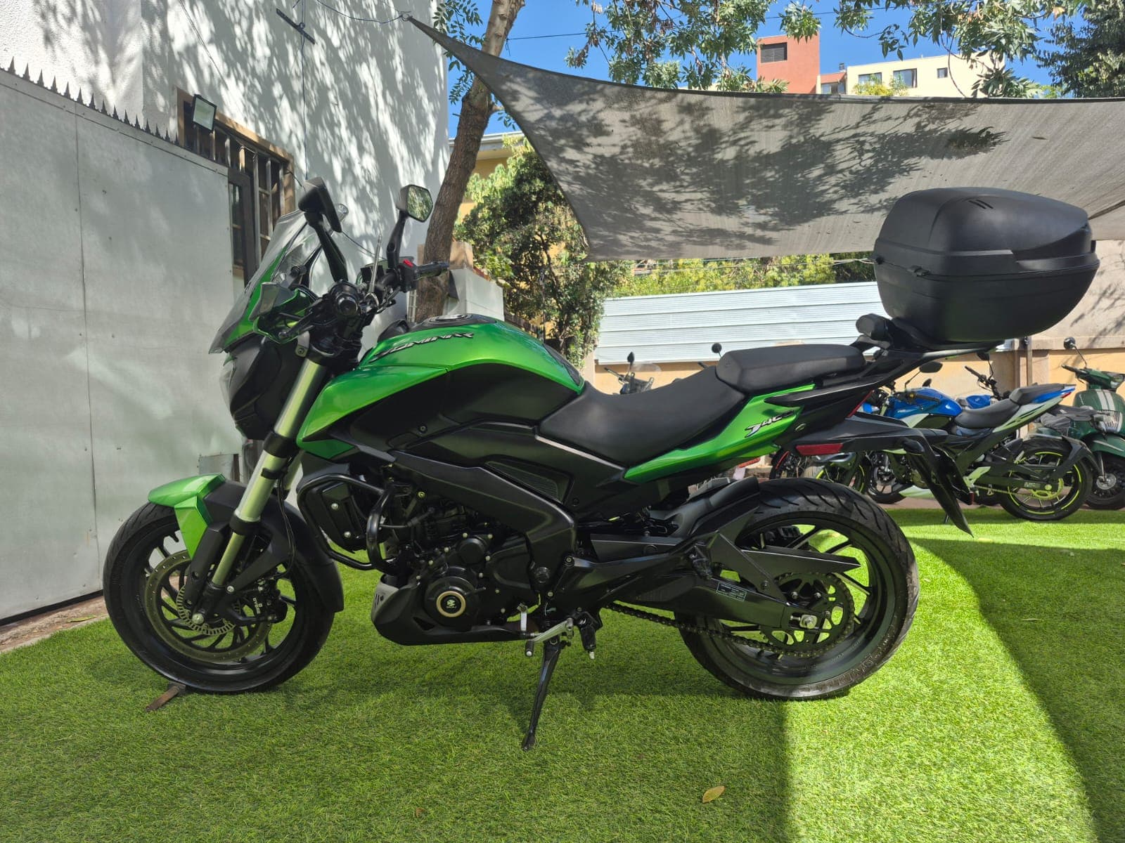 BAJAJ DOMINAR 400 ADV. 2024 5