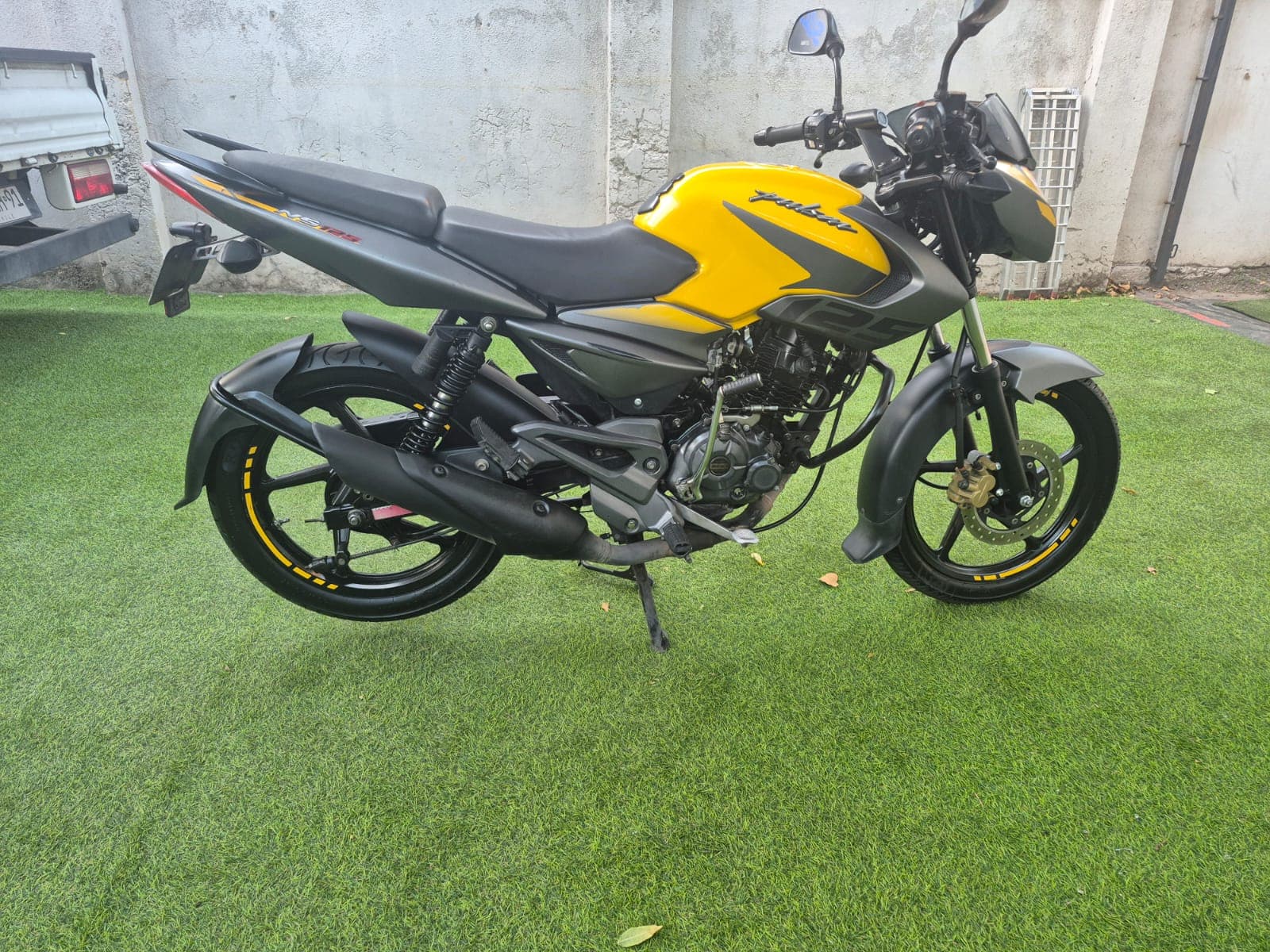 BAJAJ PULSAR 125 NS 2021 2