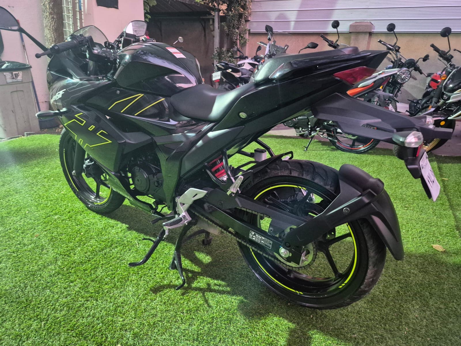 SUZUKI GIXXER FRF 2024 RACER 4