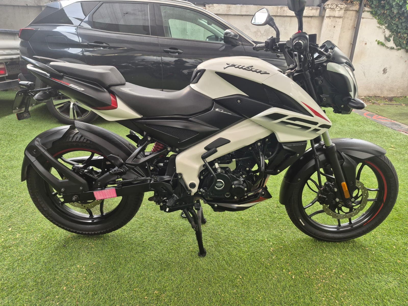 BAJAJ PULSAR NS160 2023 3