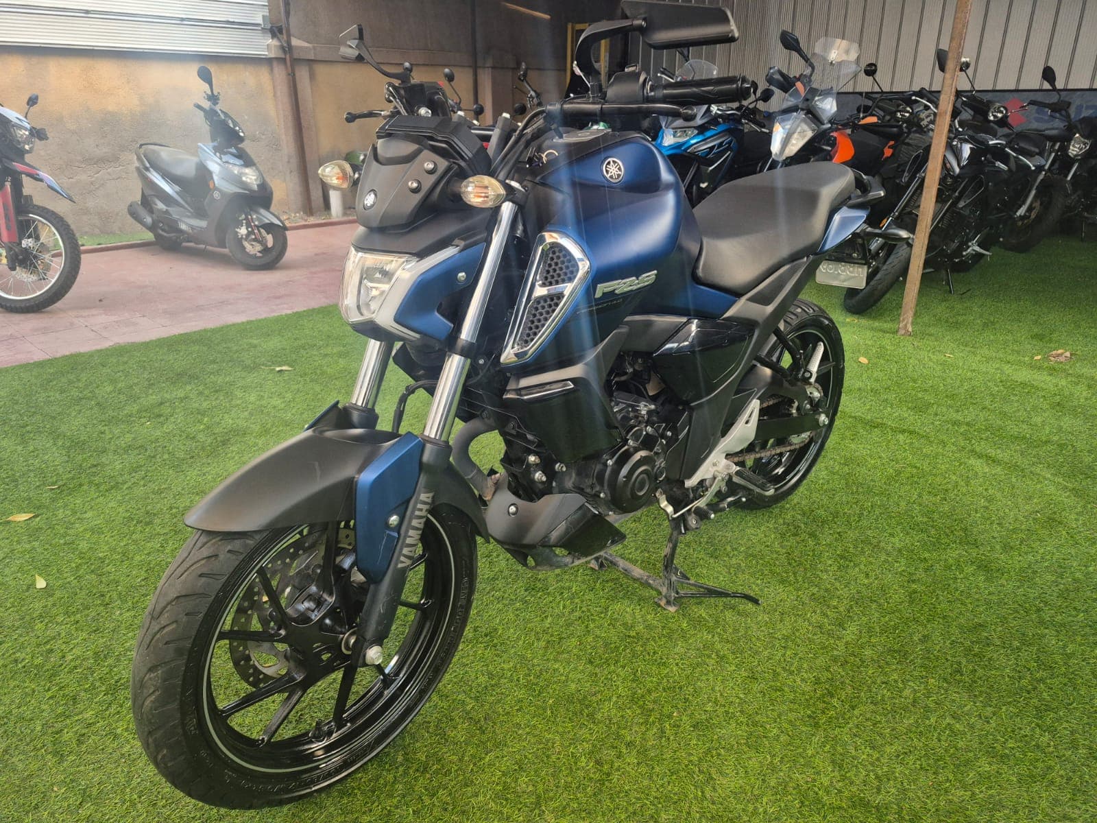 Yamaha FZ S - Año 2025  6
