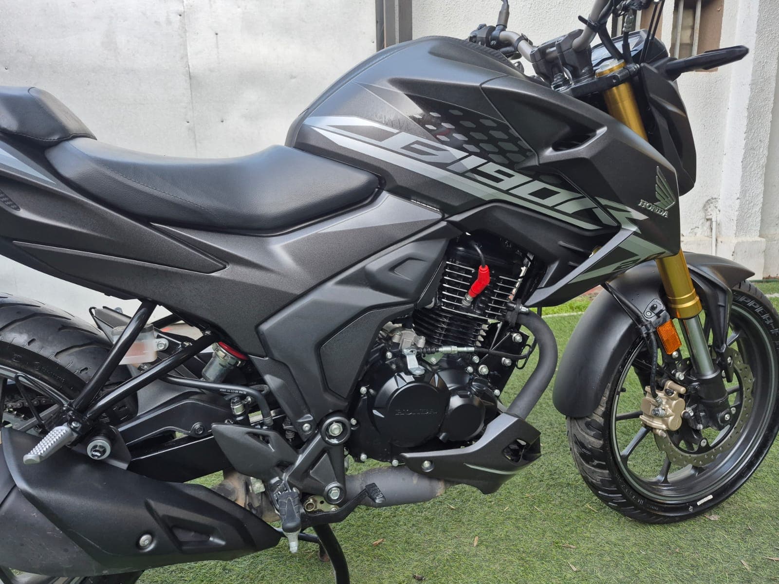 HONDA CB190R 2025 12