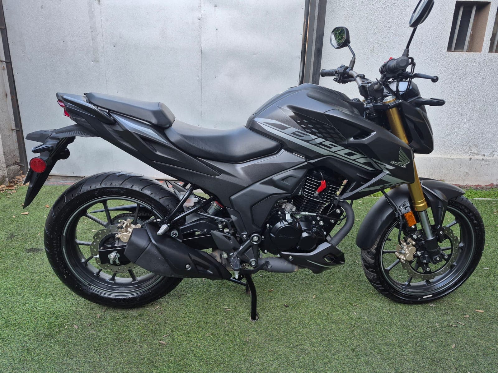 HONDA CB190R 2025 2
