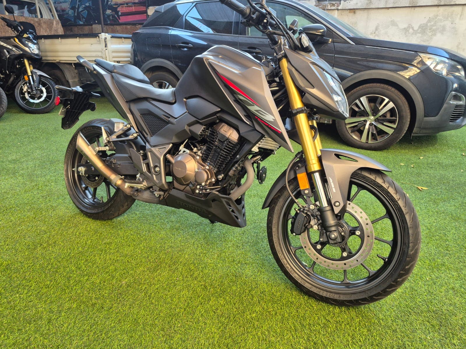 Honda CB300 Twister 2026 - Pronto Disponible!
